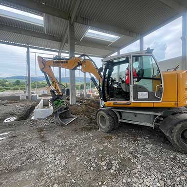 Liebherr A912