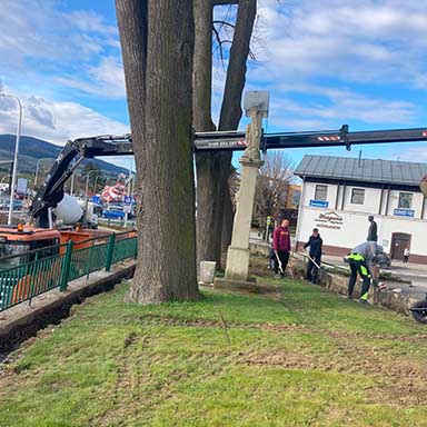 SCANIA & Hiab 280 arm prace na cestach